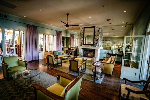 the royal hotel