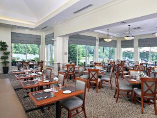 hilton garden inn charlottesville