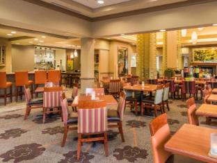 hilton garden inn charlottesville