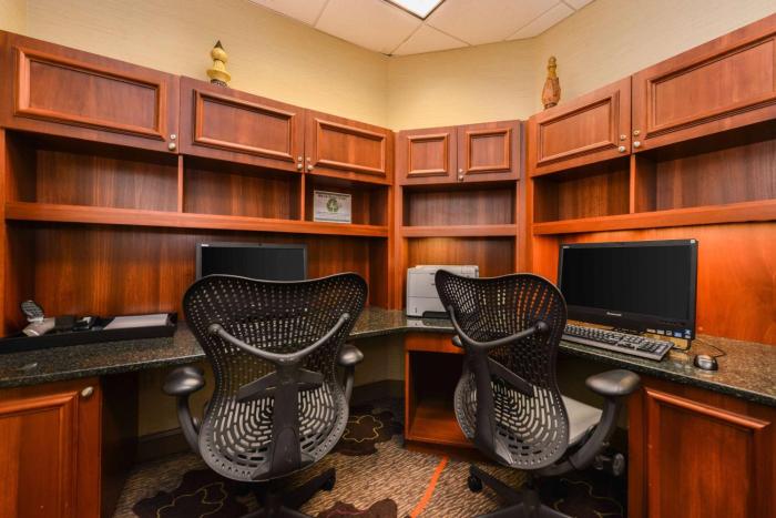 hilton garden inn charlottesville