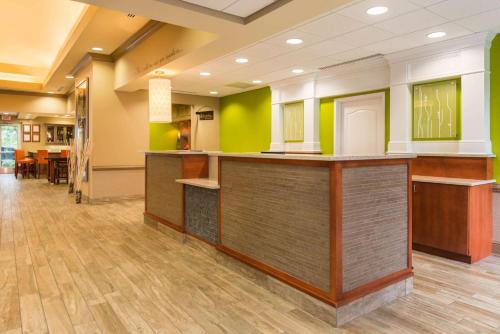 hilton garden inn charlottesville