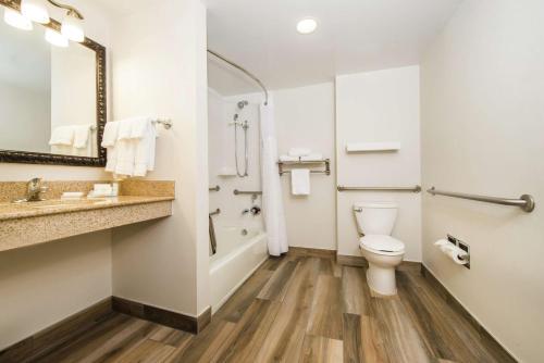 hilton garden inn charlottesville