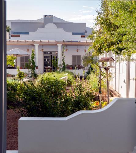 The Grand Hotel Robertson,Robertson>>Cape Town,4 star