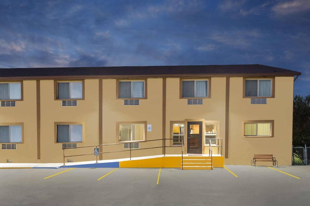 Super 8 By Wyndham Diamondville Kemmerer,Kemmerer>>Diamondville,2 star