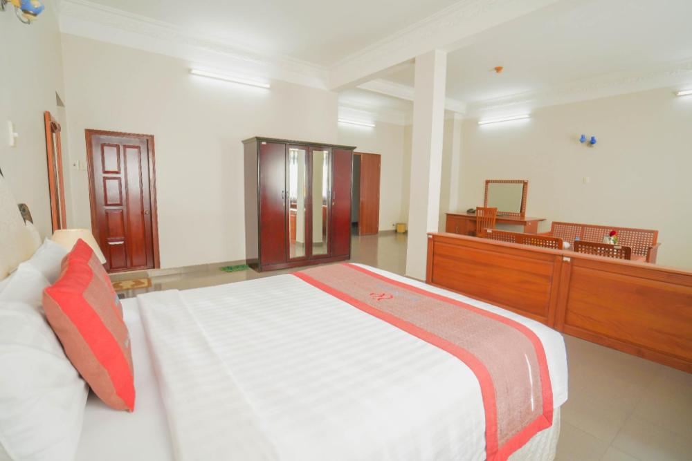 hoa binh 2 hotel