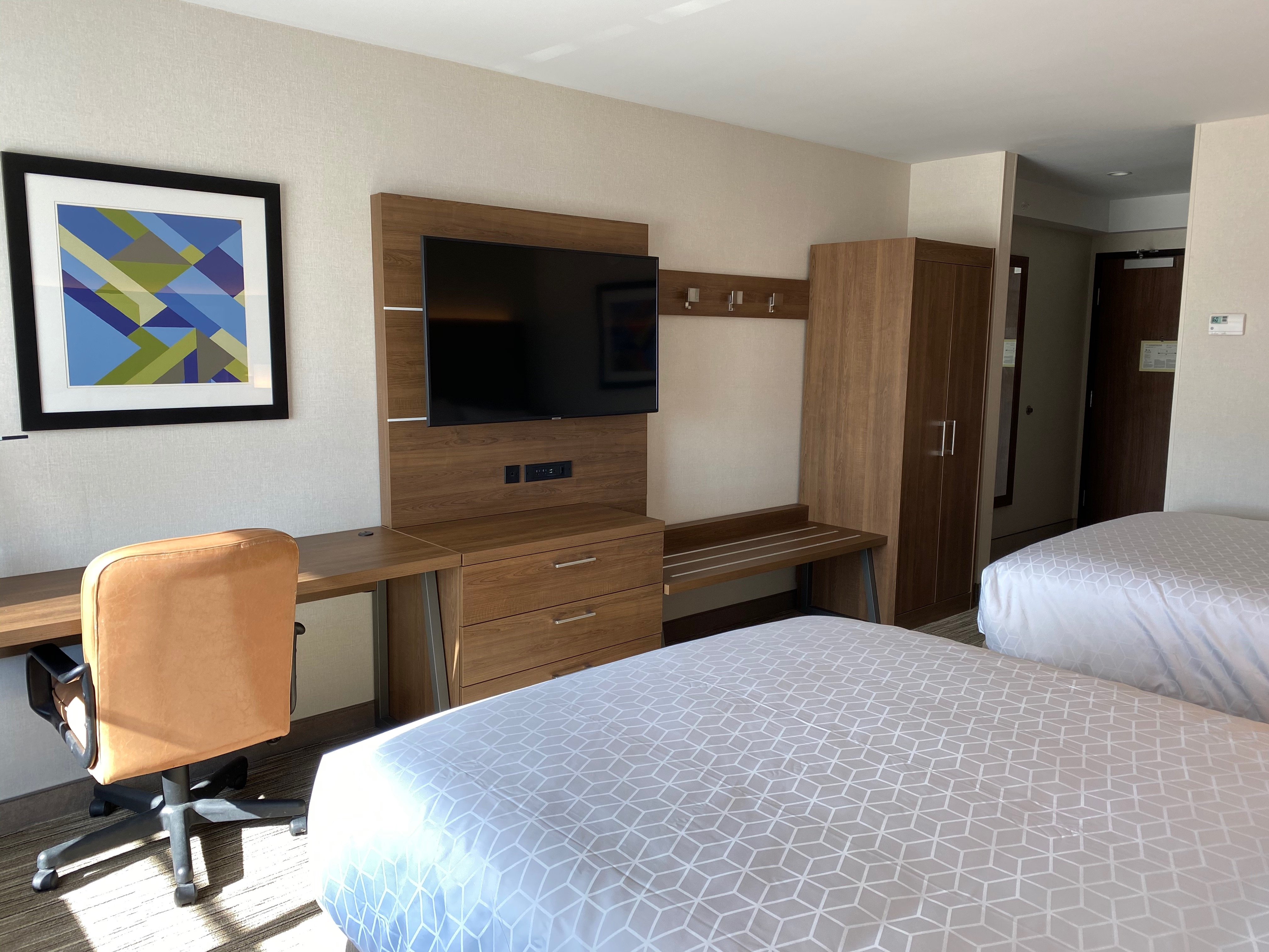 holiday inn express and suites chatsworth by ihg