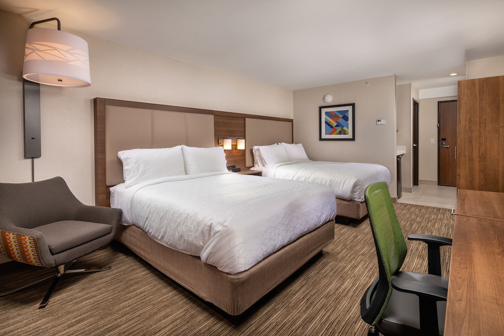 holiday inn express and suites chatsworth by ihg