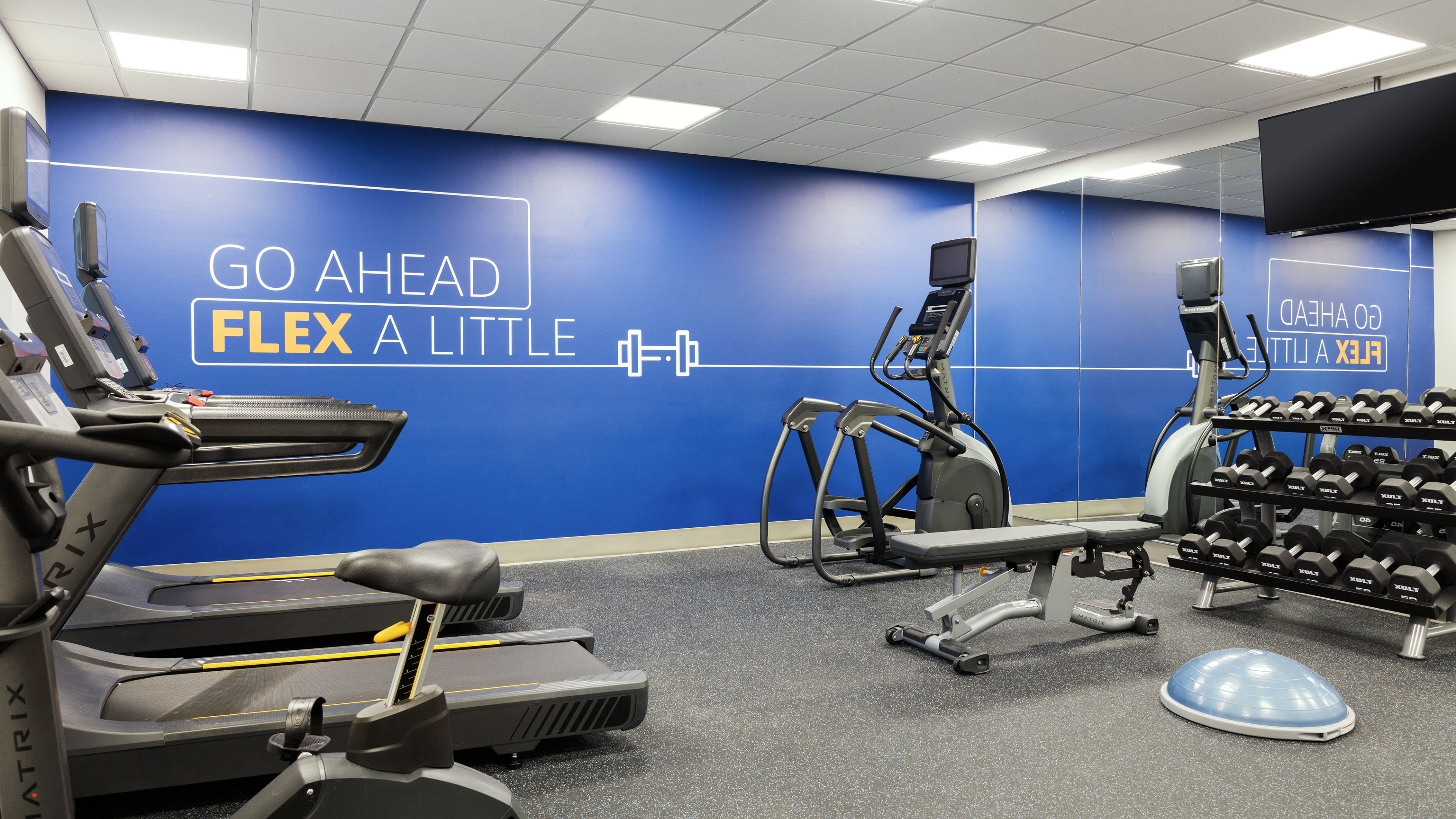 holiday inn express and suites chatsworth by ihg