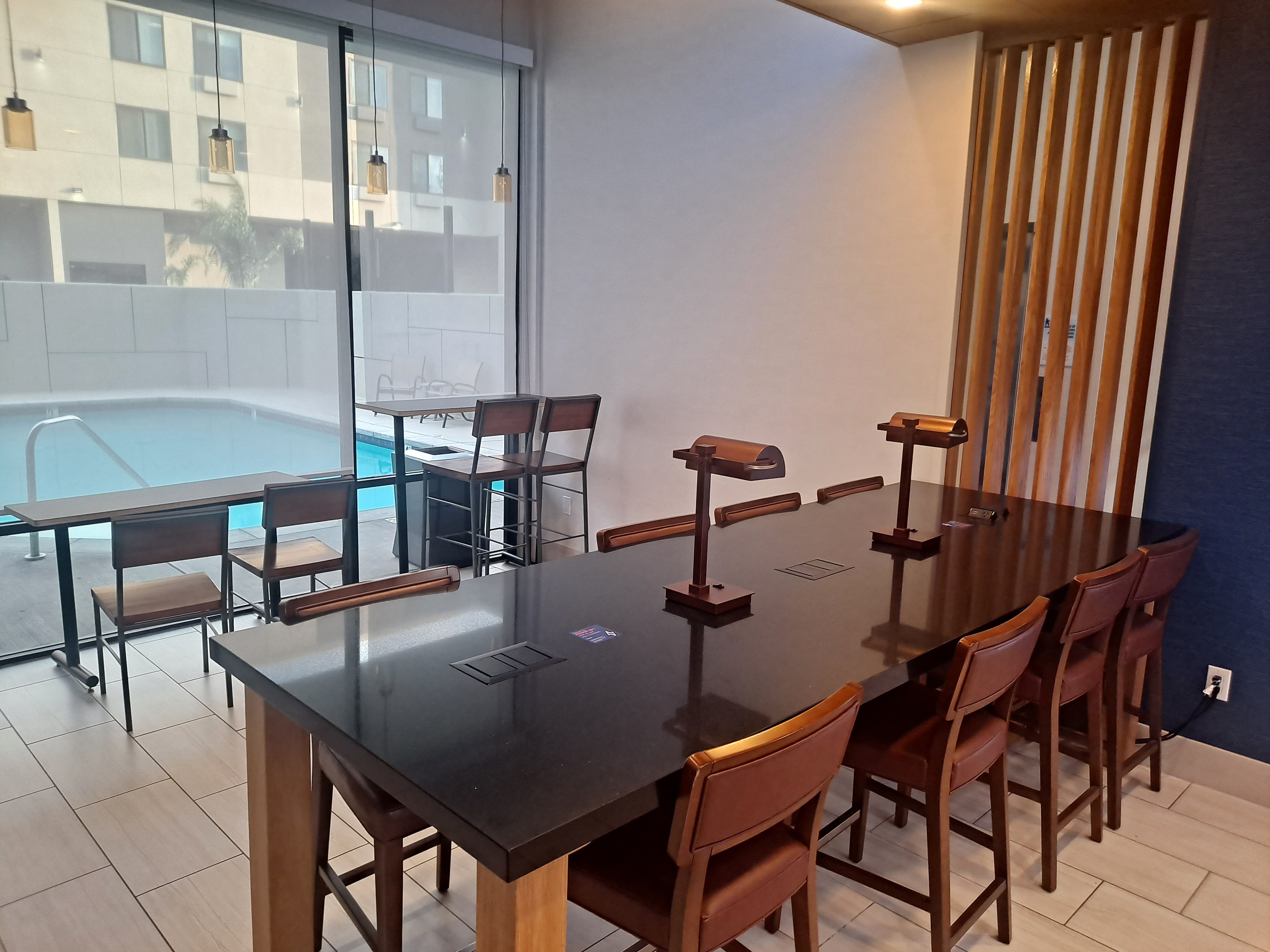 holiday inn express and suites chatsworth by ihg