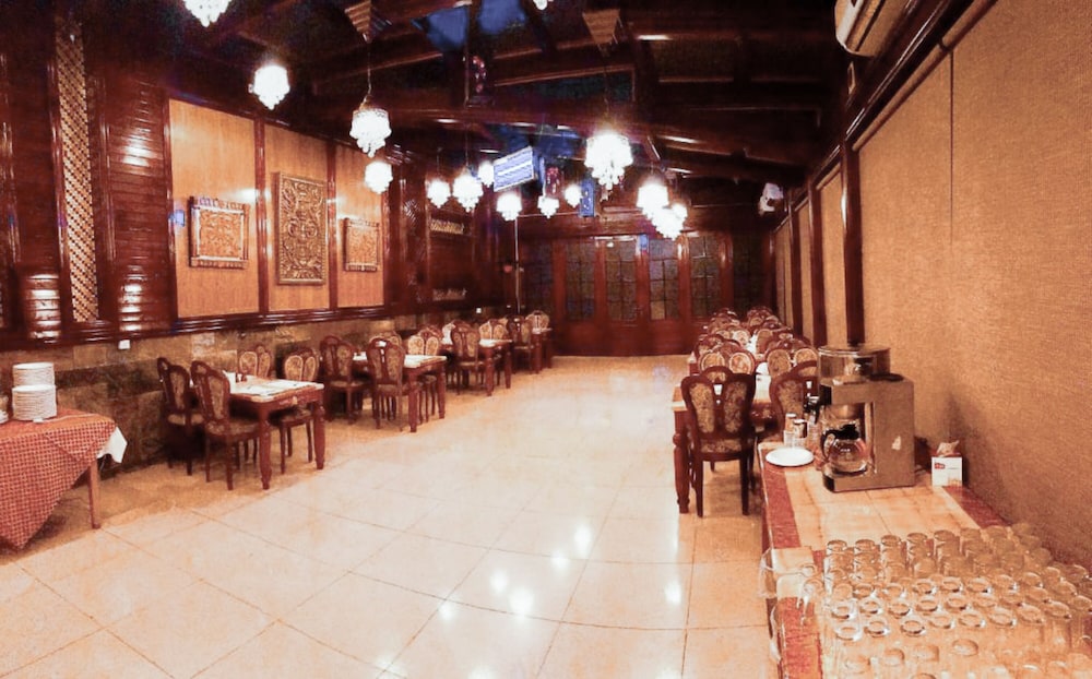 jad hotel suites