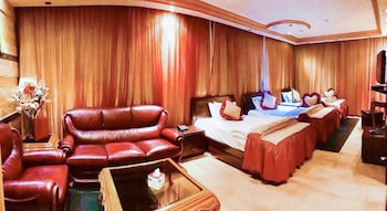 jad hotel suites
