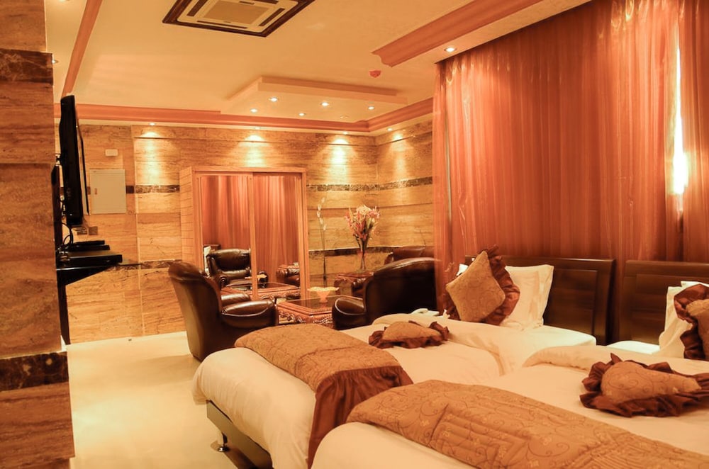 jad hotel suites