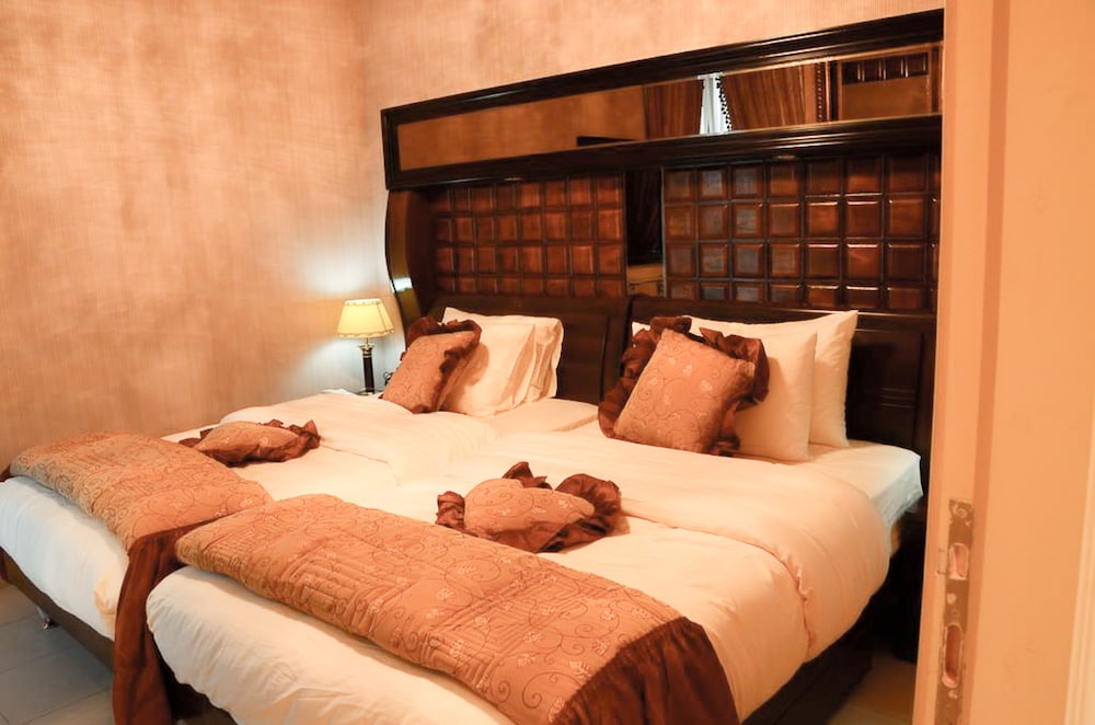 jad hotel suites