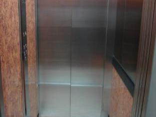 Hostal Goyma Ii,Coslada>>Alcala De Henares,2 star