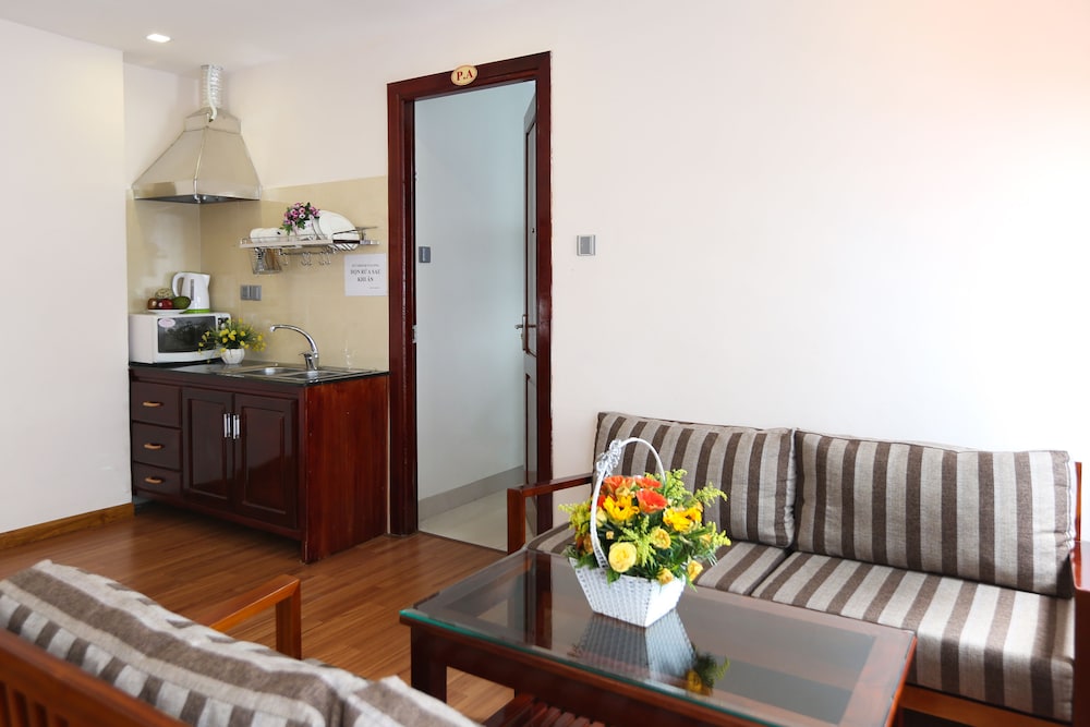 kingdom danang hotel