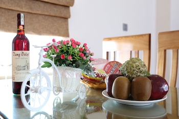 kingdom danang hotel