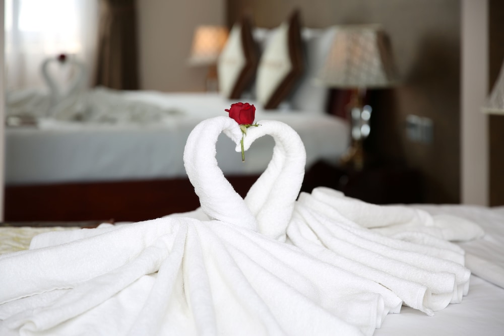 kingdom danang hotel