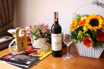 kingdom danang hotel