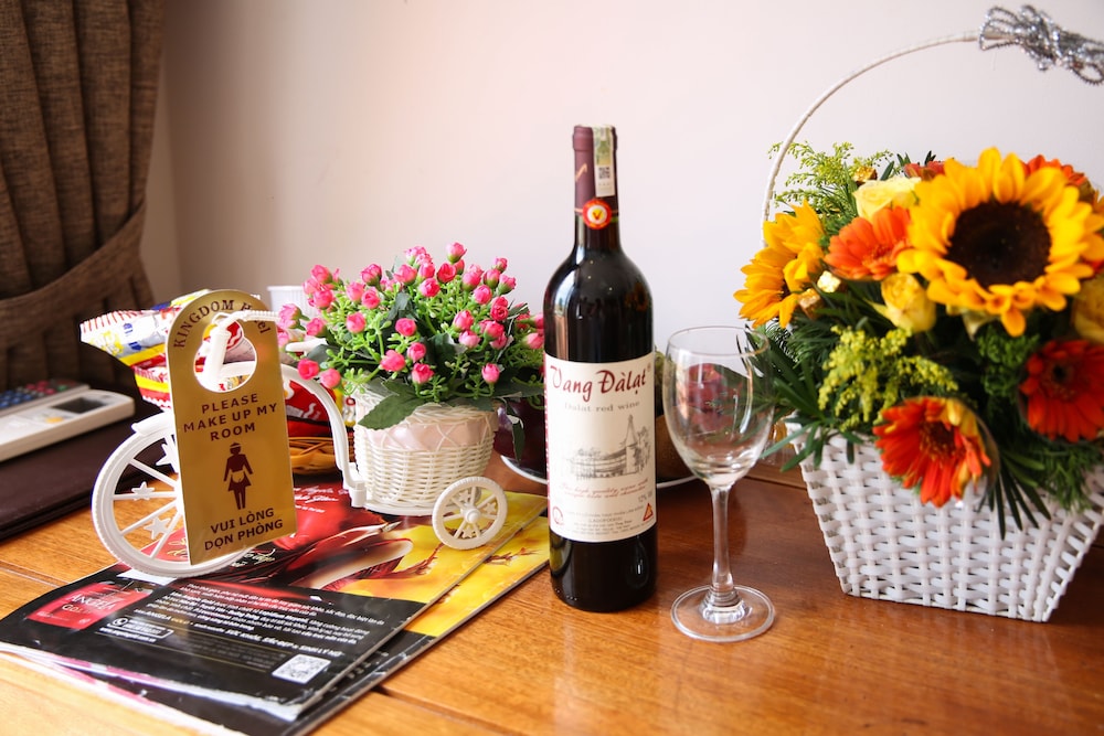 kingdom danang hotel