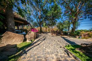 ven ven hotel ho coc