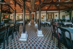 ven ven hotel ho coc