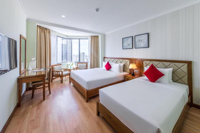 serene beach hotel danang