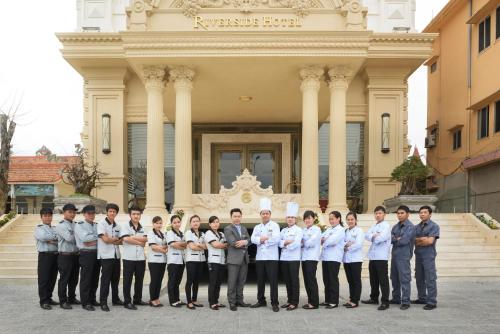 riverside hotel