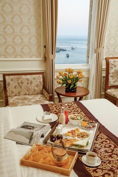 Riverside Hotel,Quang Binh Province>>Dong Hoi,4 star