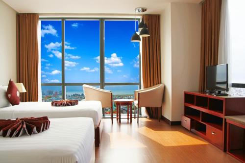 danang han river hotel