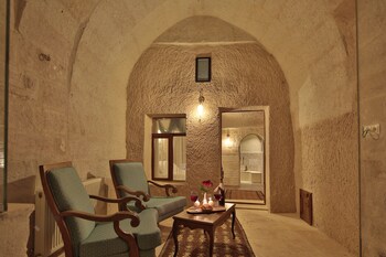 jacobs cave suites