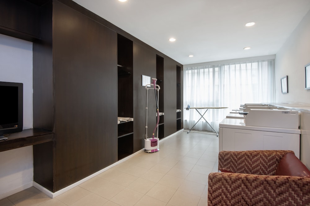 holiday inn express chengdu gulou by ihg