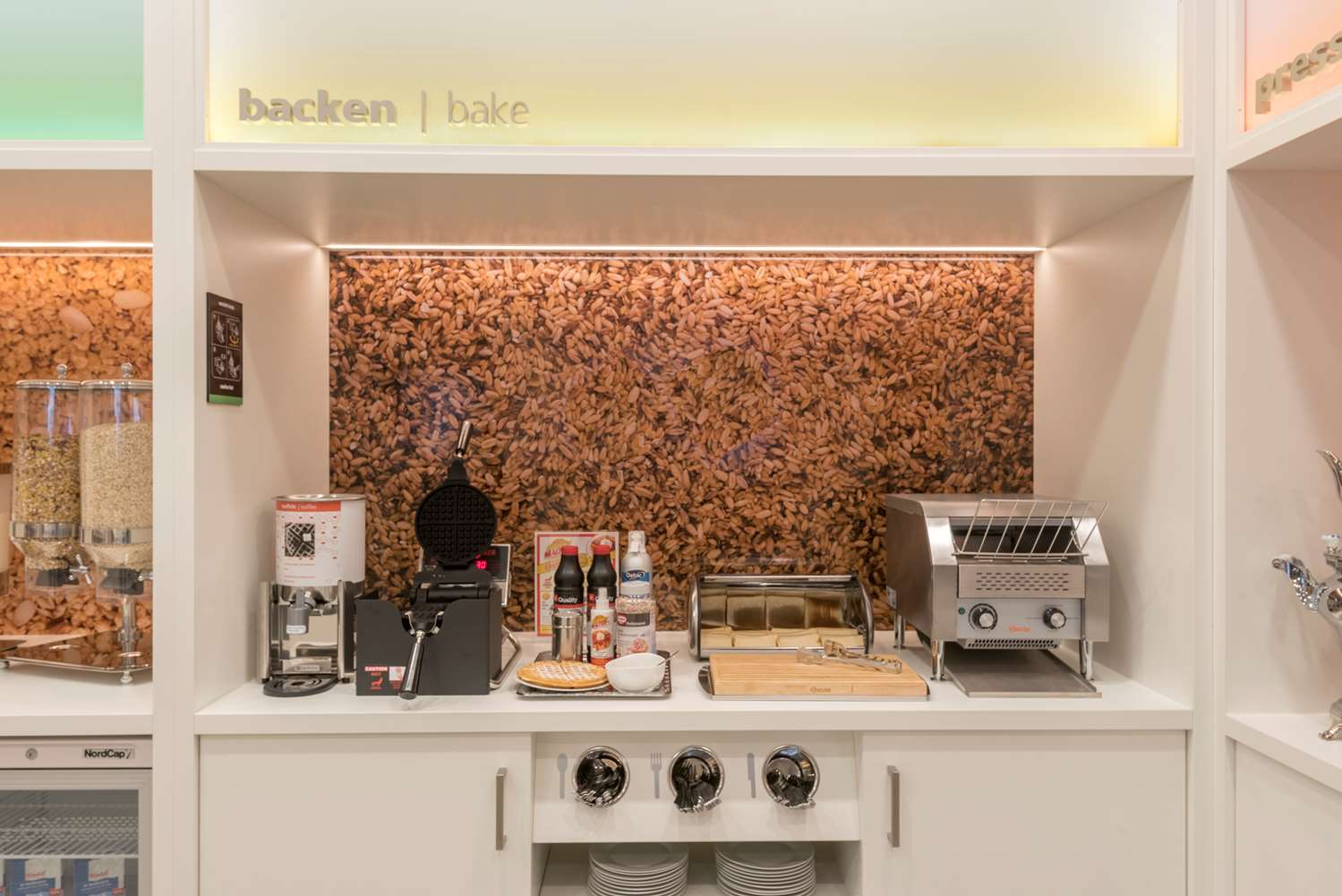 hampton by hilton hamburg city centre