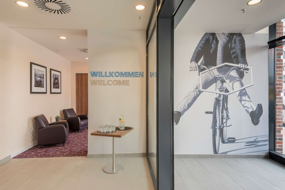 hampton by hilton hamburg city centre