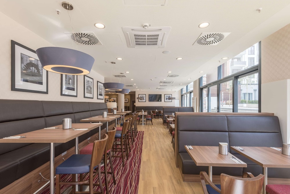 hampton by hilton hamburg city centre