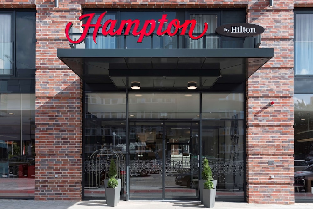 hampton by hilton hamburg city centre