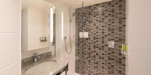 hampton by hilton hamburg city centre