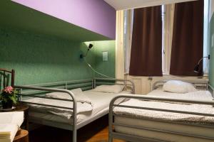 baroque hostel and coworking