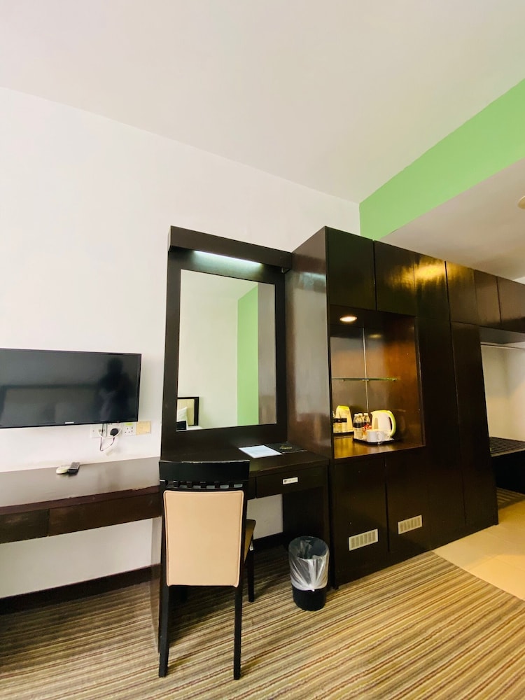 hotel seri malaysia kepala batas