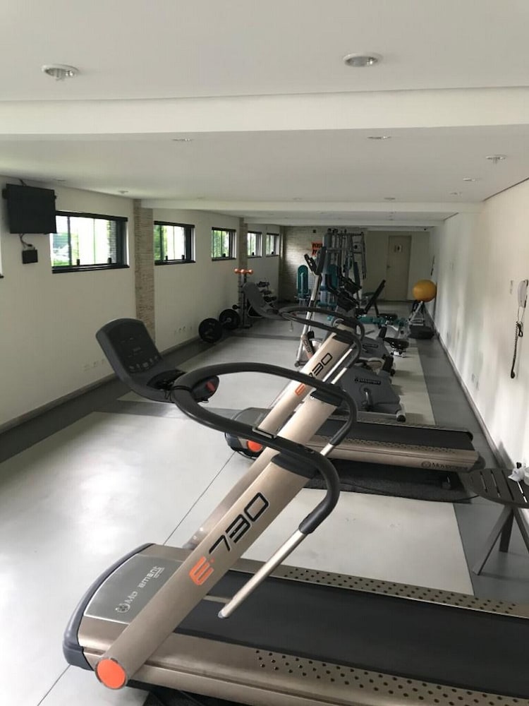 plaza inn small town flat