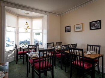 channel view guest house