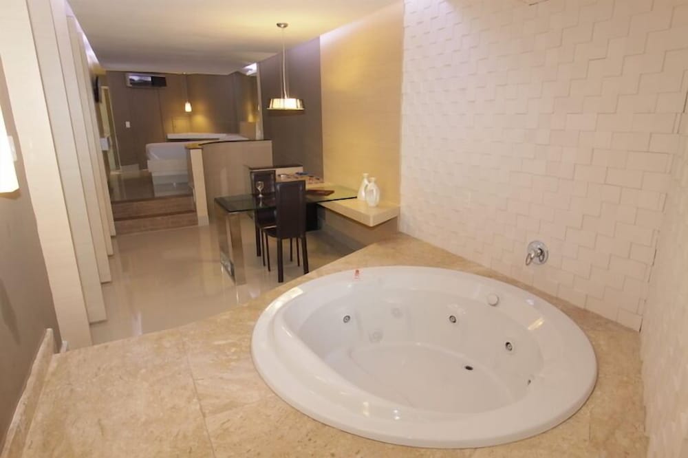 rarus motel via costeira adult only
