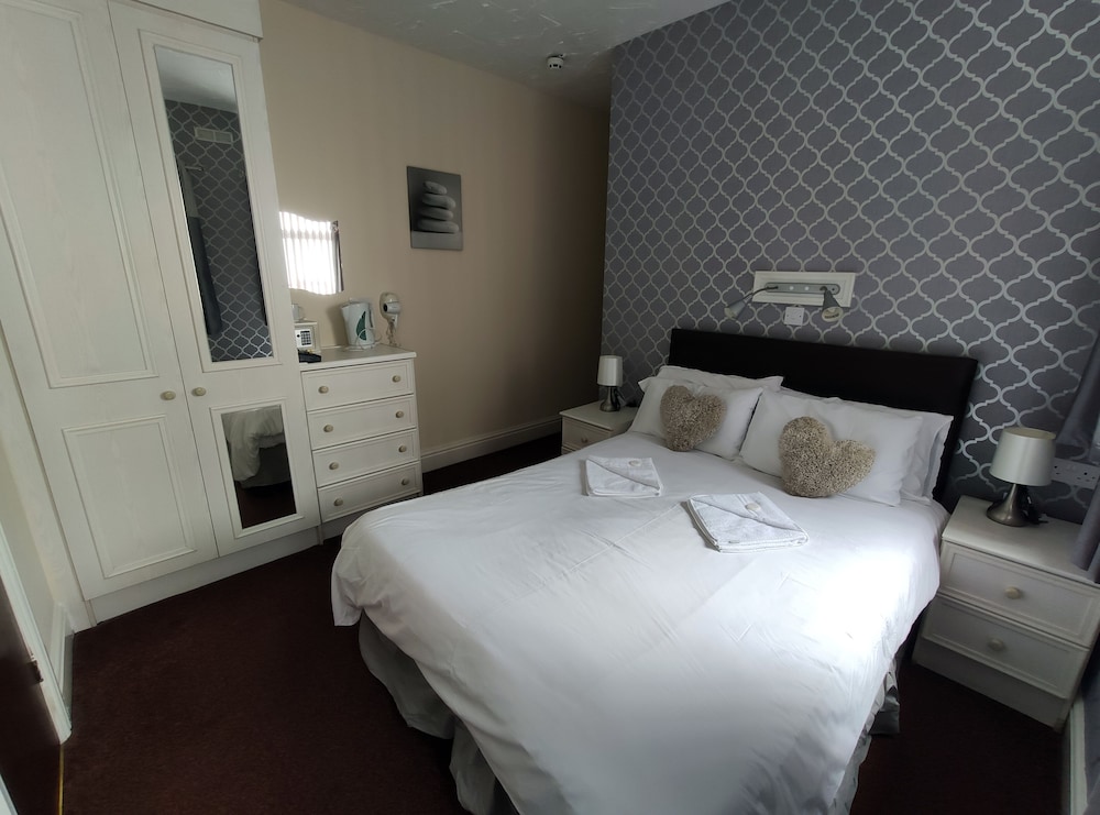 the mardi gras adults only