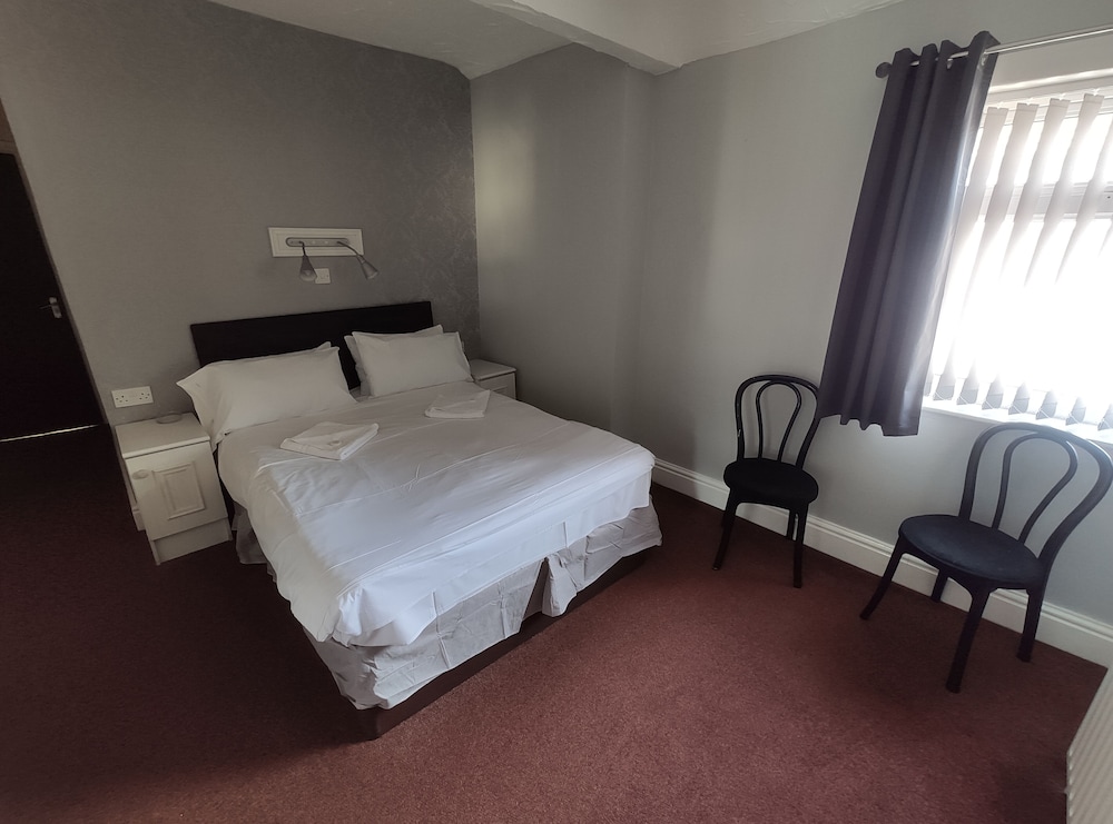 the mardi gras adults only