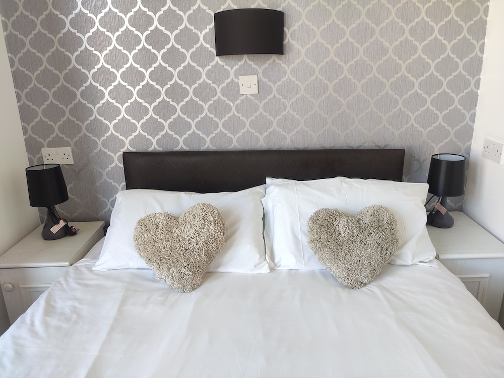 the mardi gras adults only