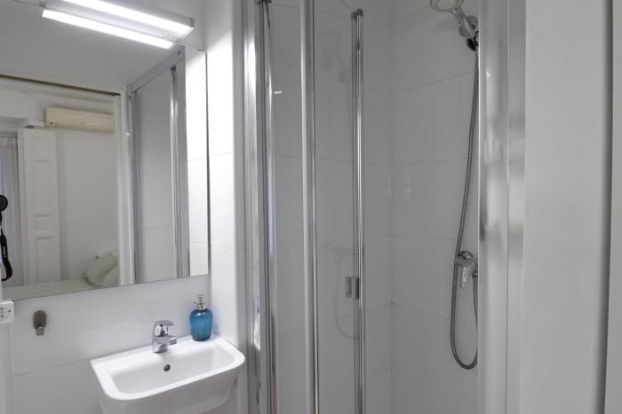 hostal la zona