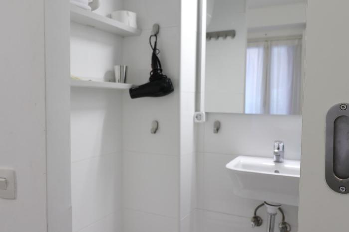 hostal la zona
