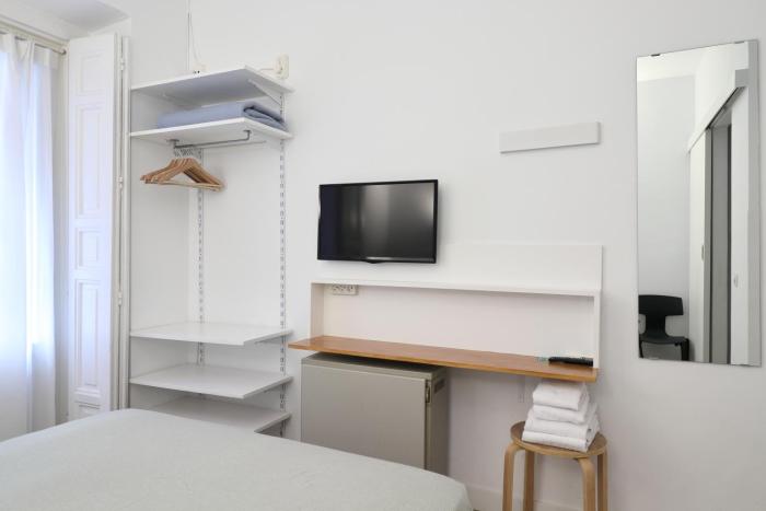 hostal la zona