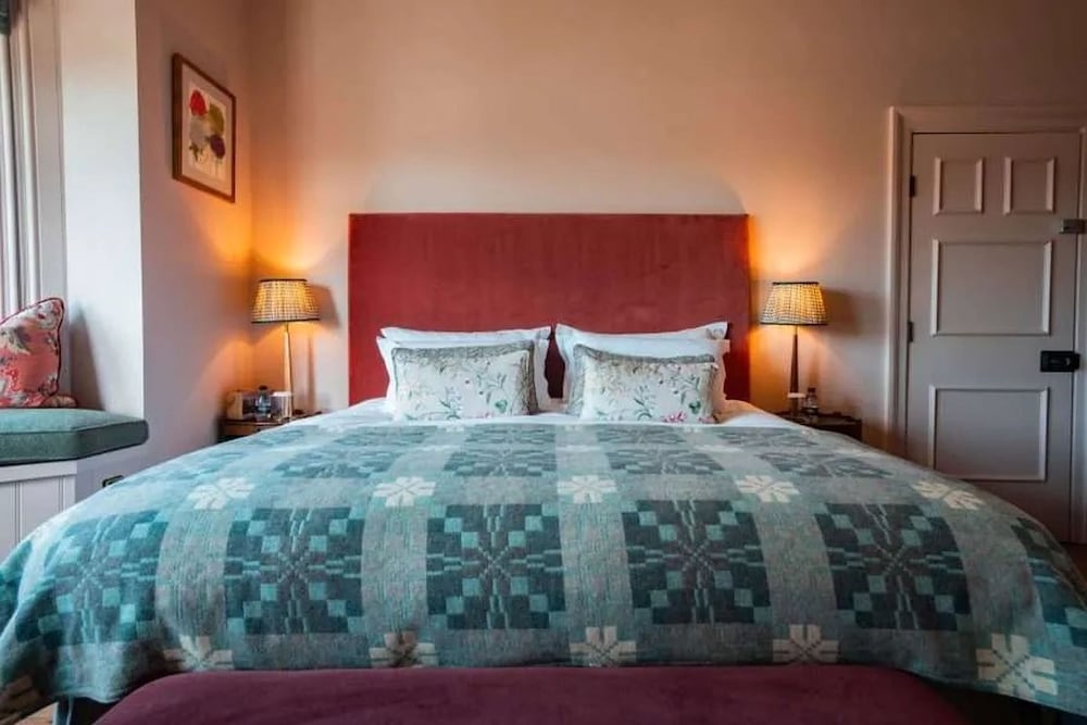 hotel victoria