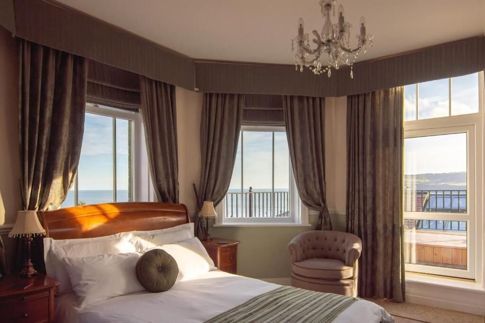 hotel victoria