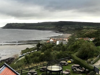 Hotel Victoria,North Yorkshire>>Fylingdales,3 star